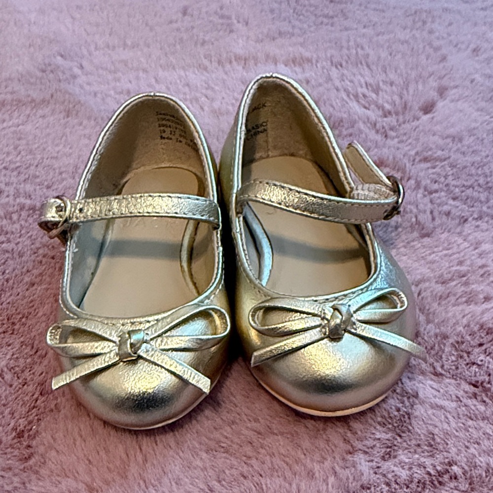 Janie and Jack Gold metallic Kids' Mary Jane Shoes